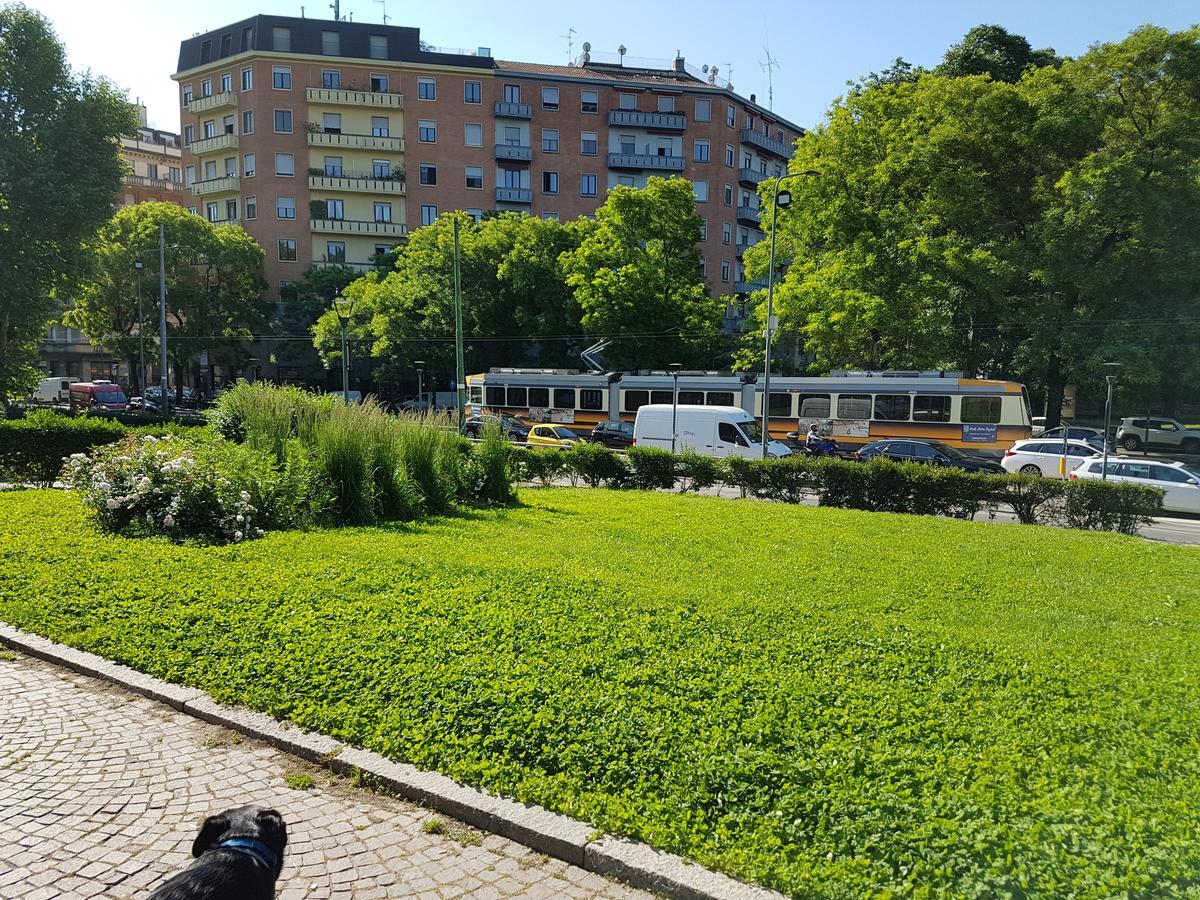 Appartamento Toscale Milan Bagian luar foto