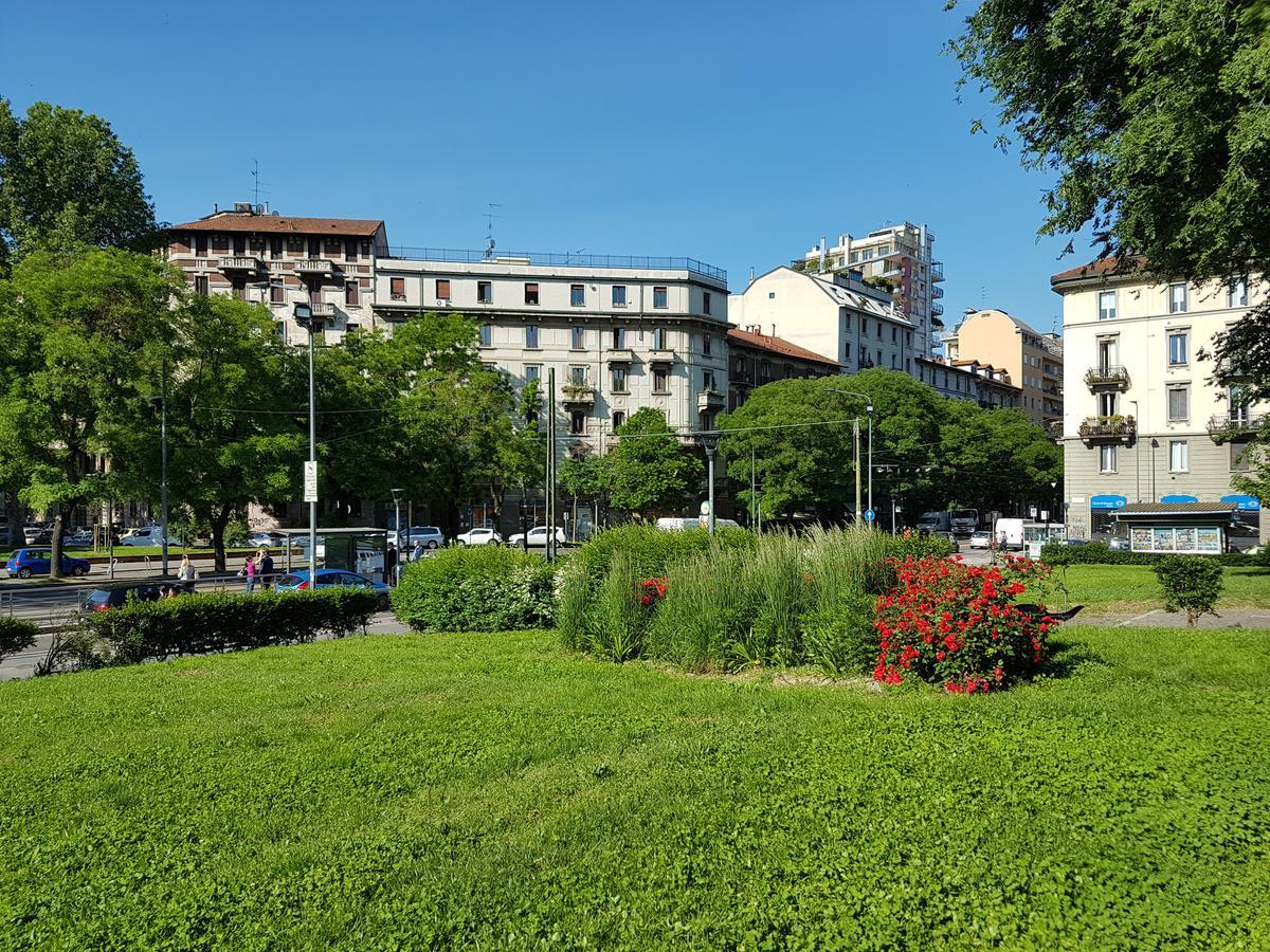 Appartamento Toscale Milan Bagian luar foto